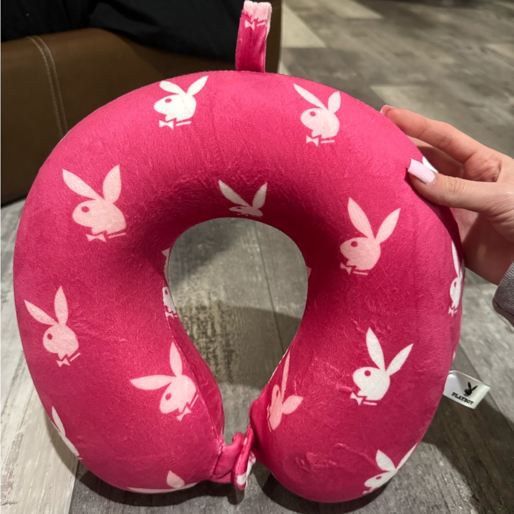 Playboy Tote Travel Set - Picture 2 of 5